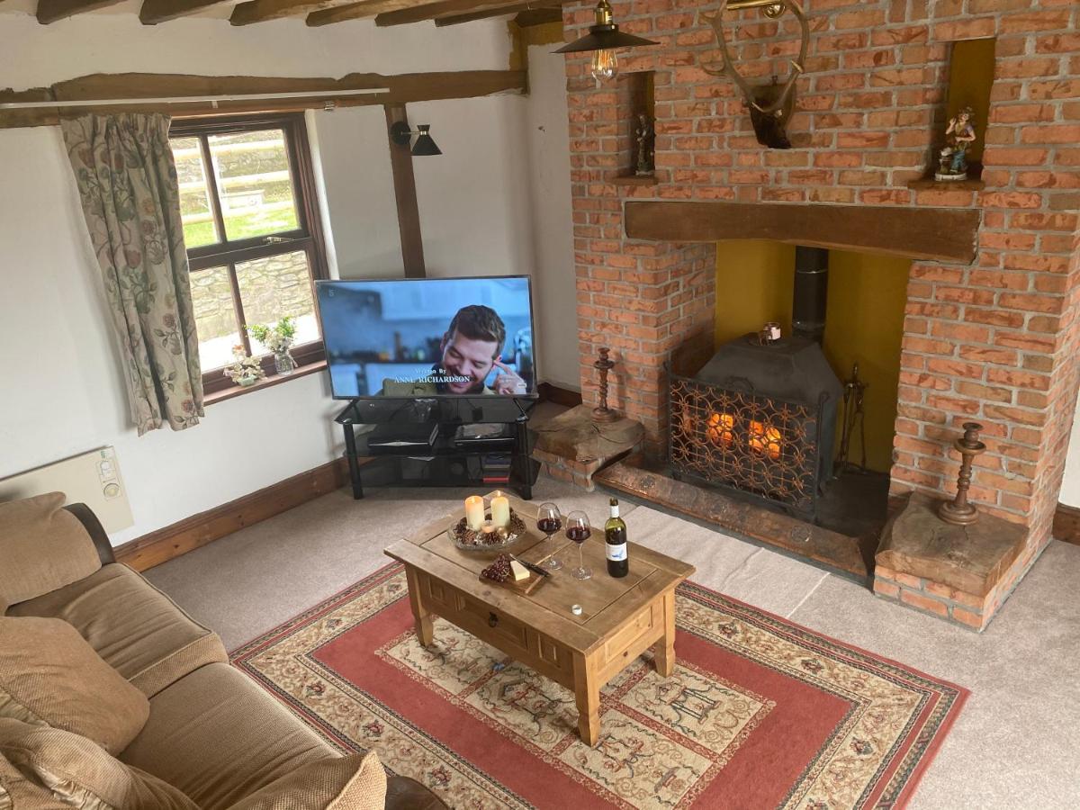 Вілла Beautiful Secluded Farmhouse With Hot Tub Бармут Екстер'єр фото