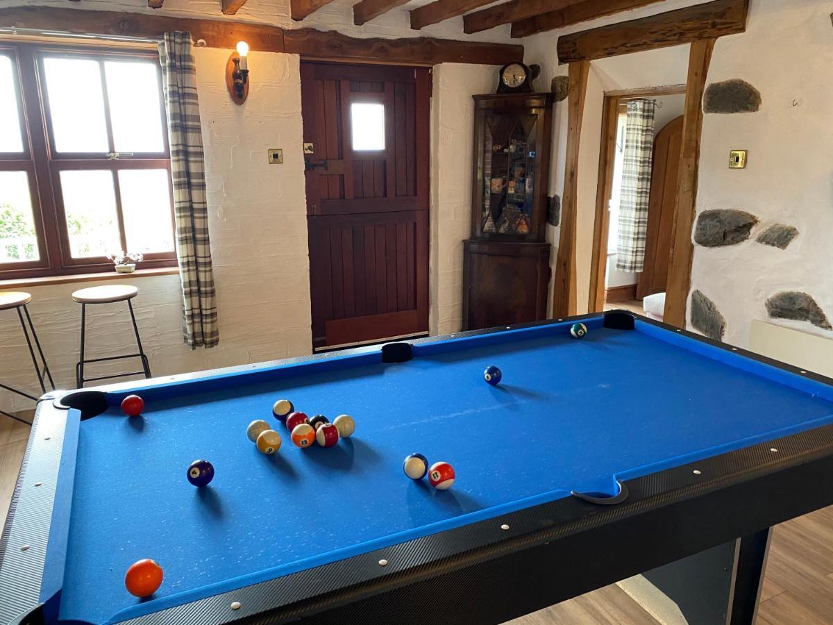 Вілла Beautiful Secluded Farmhouse With Hot Tub Бармут Екстер'єр фото